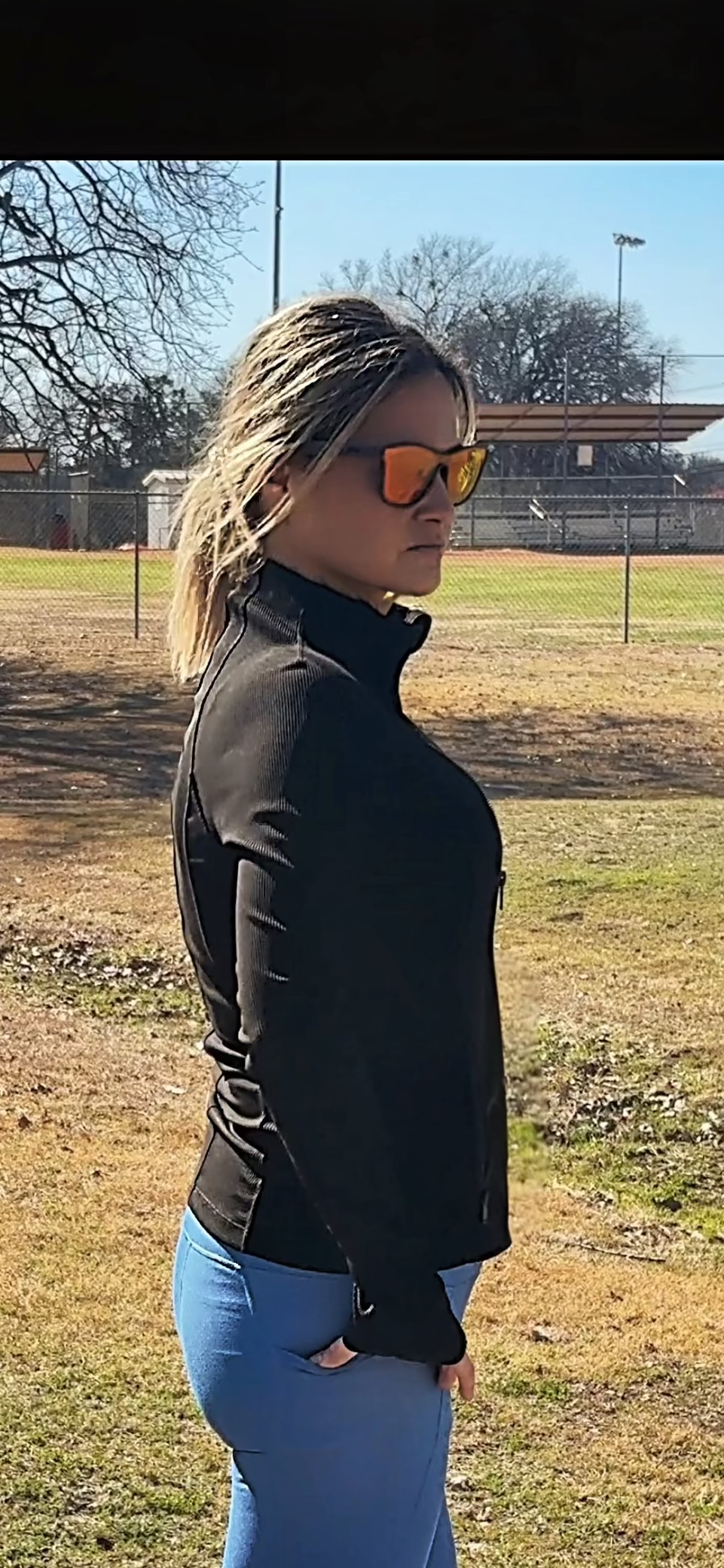 Ava Ribbed Running Jacket-Black