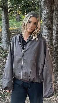 Hazel Elastic Hemmed Jacket in Cocoa