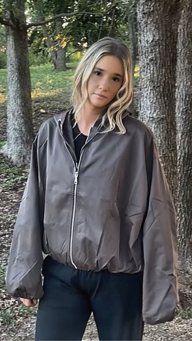 Hazel Elastic Hemmed Jacket in Cocoa