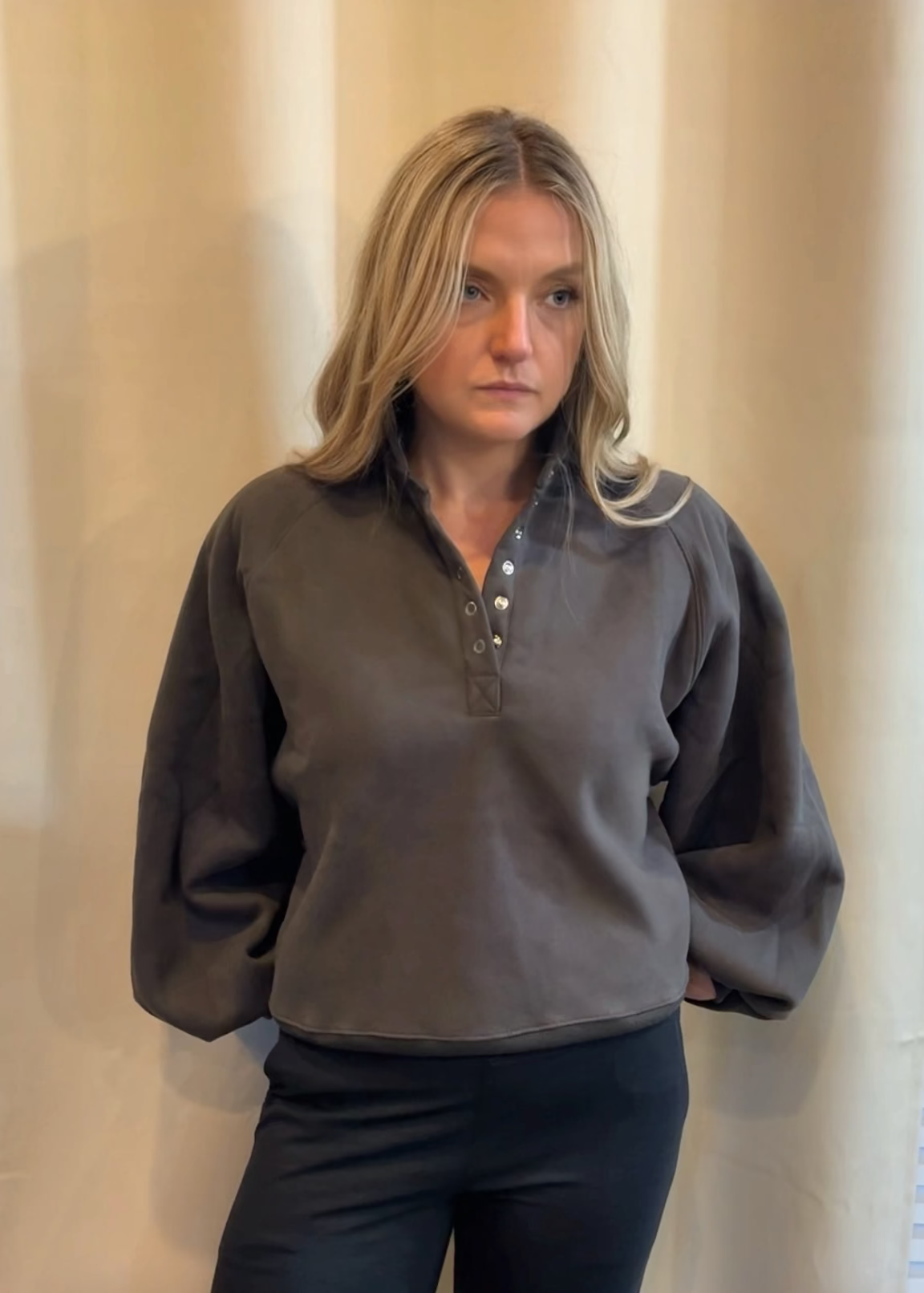 Linley Snap Button Sweatshirt- Mushroom