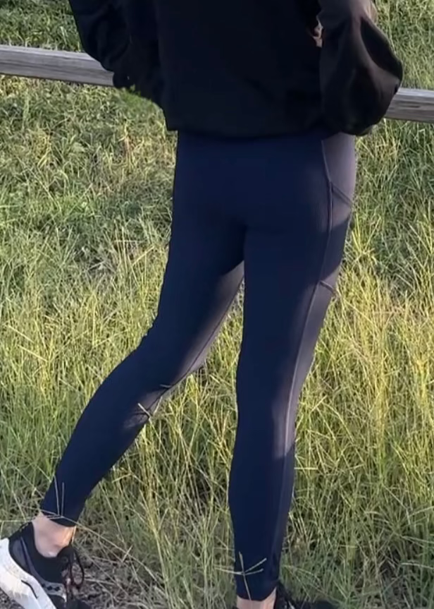 Podium Ribbed Leggings with Pockets-Navy