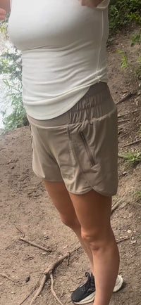 Valley Zipper Pocket Shorts- Latte